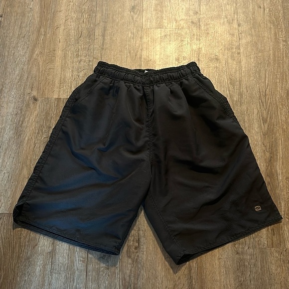 BROOKS SHORTS SIZE(M) - Picture 1 of 7